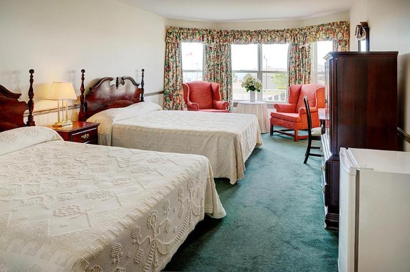 The Loyalist Country Inn & Conference Centre Summerside Bagian luar foto